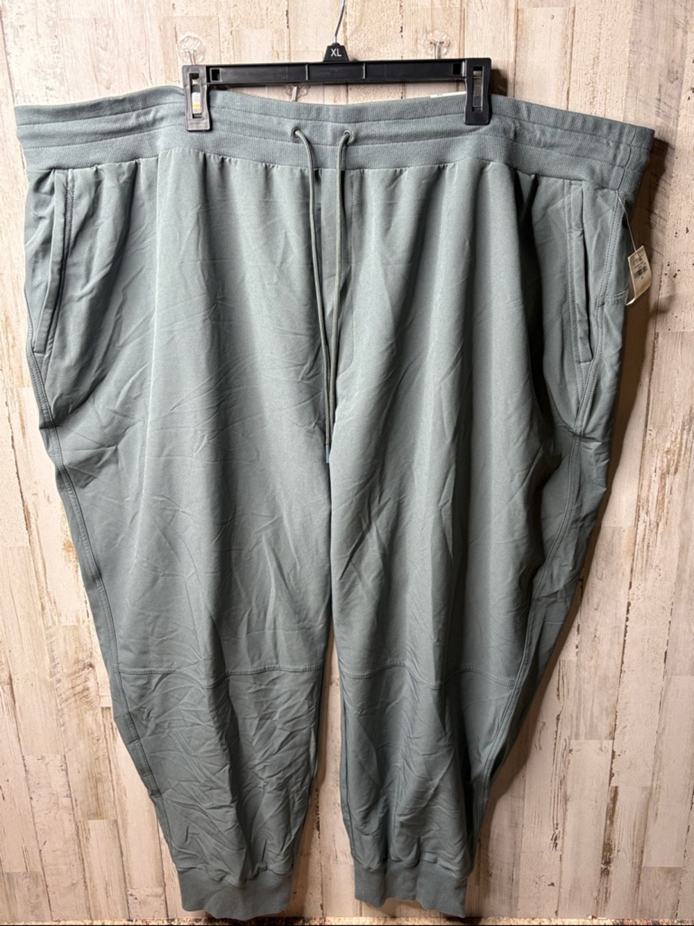 Old Navy is Strecthtech Drawstring Jogger Pants - Sage Green 4X NWT!